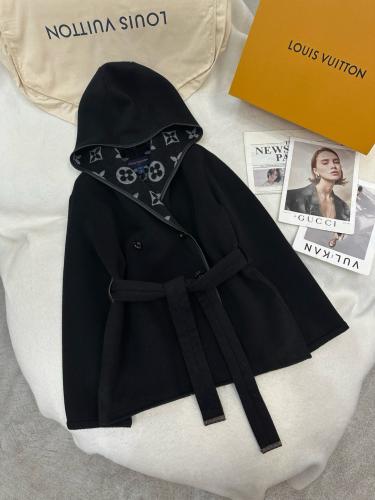 معطف رائع من لوي فيتون