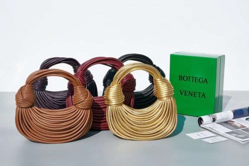 شنطة بوتيقا ماستر 22 سم