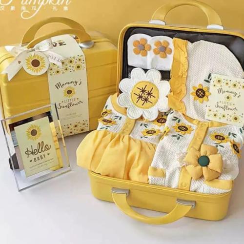 هدية مميزه للمواليد اكثر من شكل