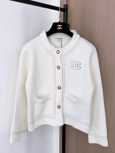 كارديغان انيق من شانيل