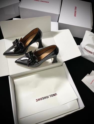 هيلز من shushu tong