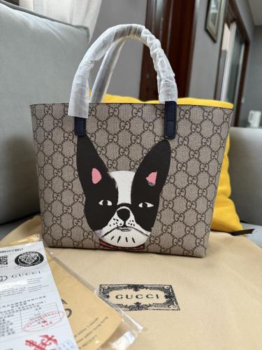 حقيبة أطفال قوتشي مقاس 20 سم مع الملحقات