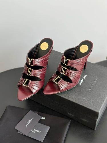 هيلز سان لوران