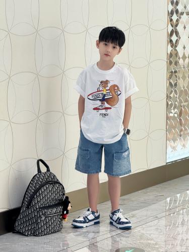 طقم اطفال فندي أولاد