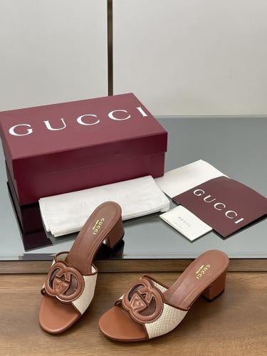 هيلز قوتشي انيق جدا