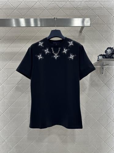 تيشيرت لوي فيتون