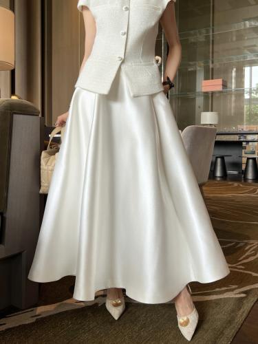 طقم جميل من ديور