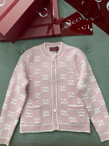 كارديغان قوتشي جميل جدا