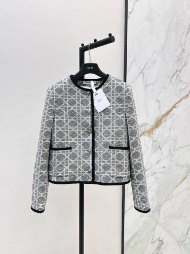 سترة أنيقه من ديور