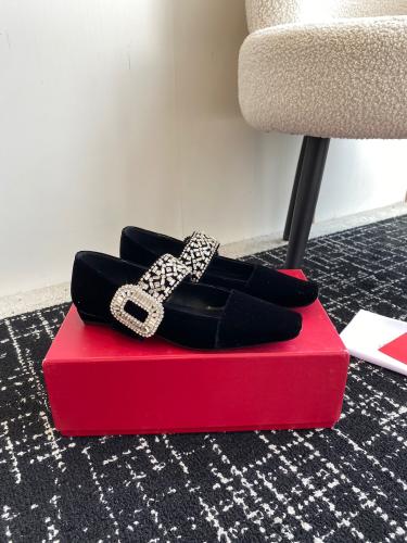 شوز  Roger vivier