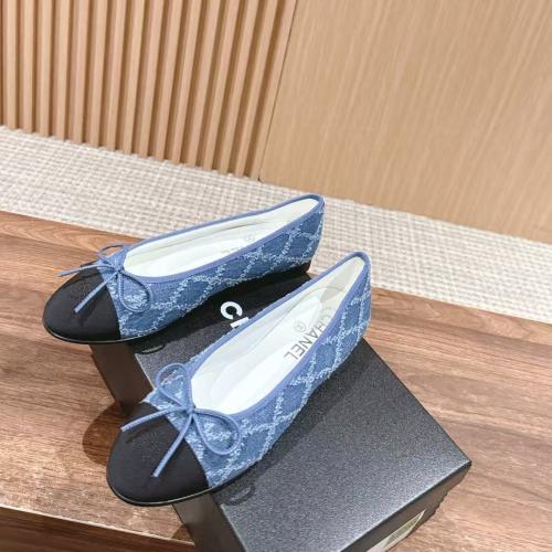 فلات انيق من chanel