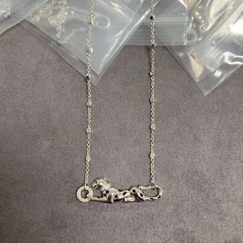 سلسلة كارتييه مع الملحقات