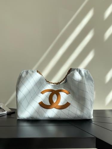 chanel 26m coco beach