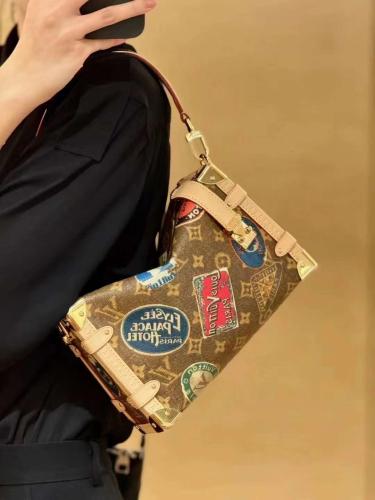 شنطة Lv ماستر 21 سم