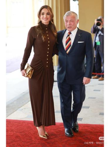 فستان فرنسي انيق جدا