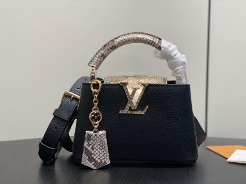 LV Capucines مقاس 21 سم