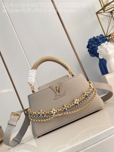 LV Capucines east west مقاس 26.5 سم