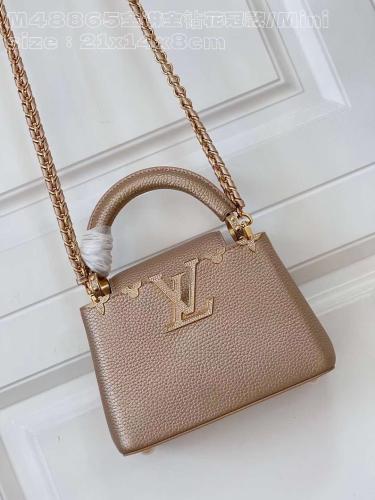 LV Capucines مقاس 21 سم