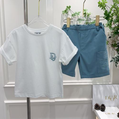 طقم اطفال ديور أولاد