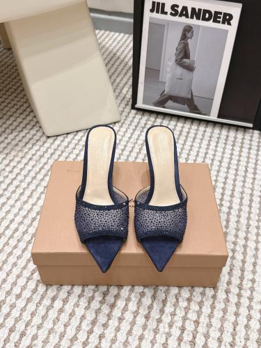 هيلز Gianvito Rossi انيق جدا