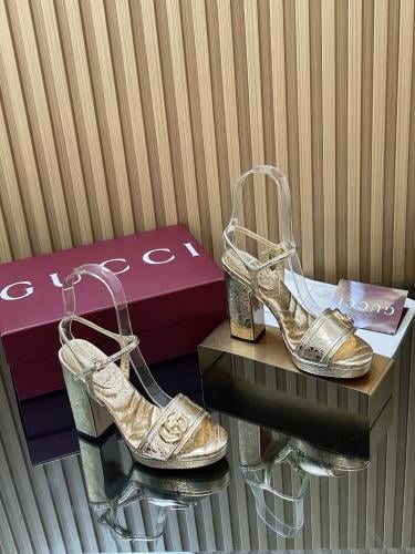 هيلز قوتشي انيق جدا