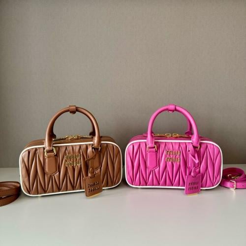 ميوميو مقاس 22 cm