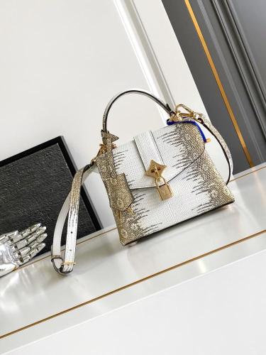 لوي فيتون Rose des Vents Mini مقاس 19cm