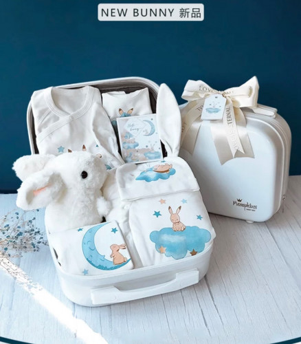 هدية مميزه للمواليد اكثر من شكل