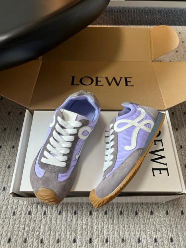 سنيكرز لويفي