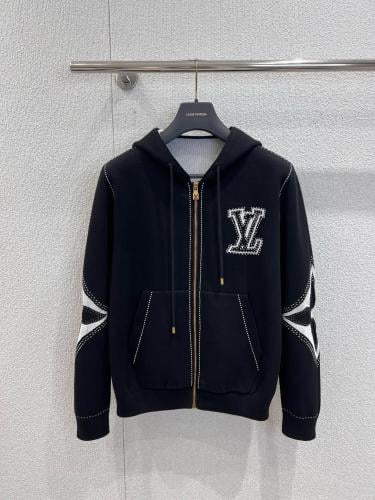 كارديغان لوي فيتون