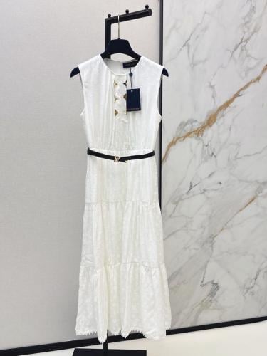 فستان انيق من لوي فيتون