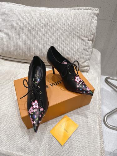 هيلز من لوي فيتون