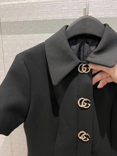 فستان انيق من قوتشي