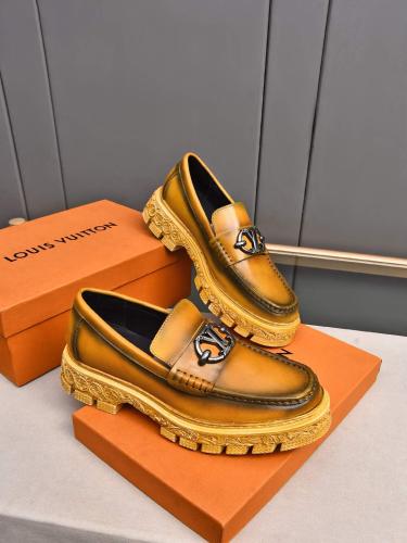 حذاء رجالي LV