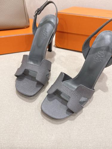 هيلز انيق من Hermes