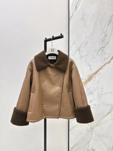 جاكيت انيق من لويفي