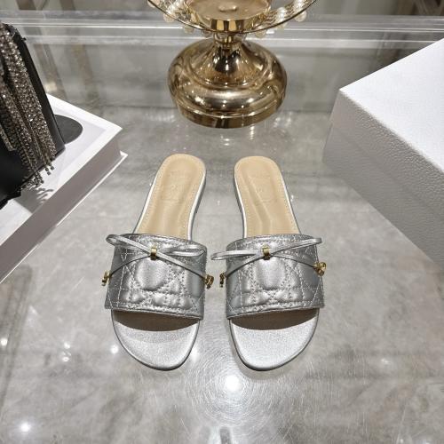 سليبر انيق من ديور