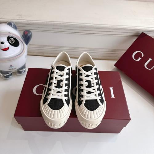 سنيكرز قوتشي انيق جدا