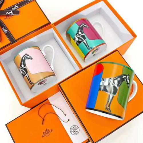 Hermes cup