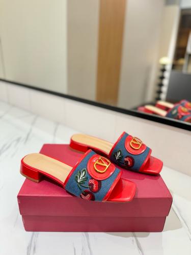 شوز فالنتينو