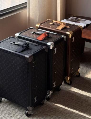 Rolling Trunk