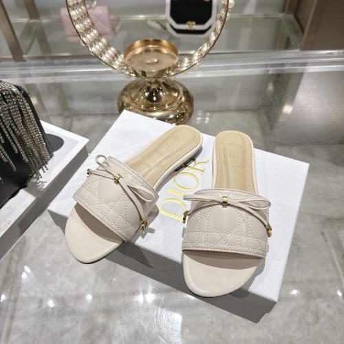 سليبر انيق من ديور