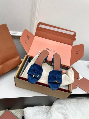 هيلز  loro piana