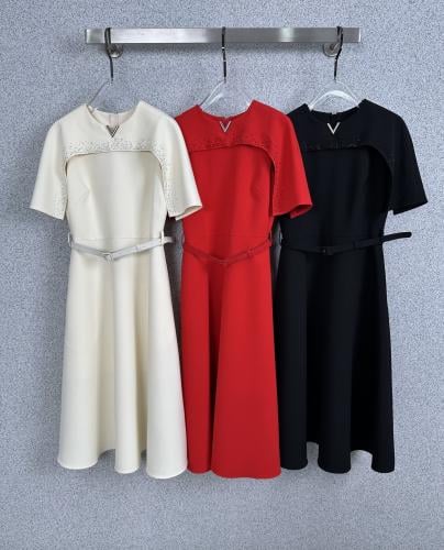 فستان انيق من فالنتينو