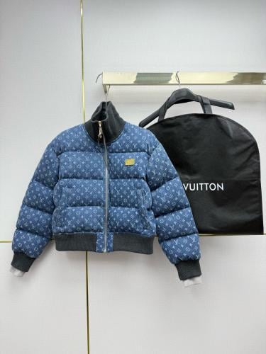 جاكيت من لوي فيتون