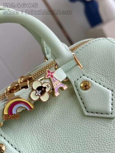 LV Speedy18 مقاس 18 سم