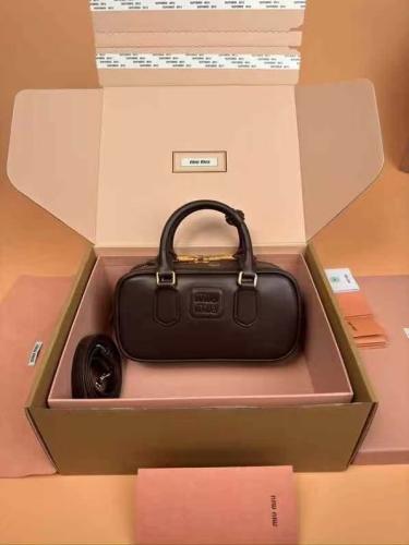 ميوميو مقاس 22 cm