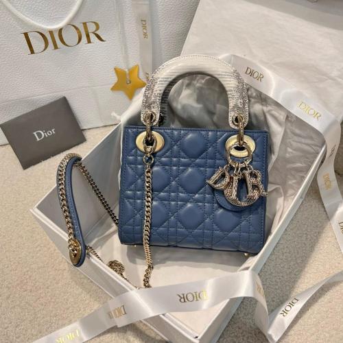 ليدي ديور مقاس 17cm