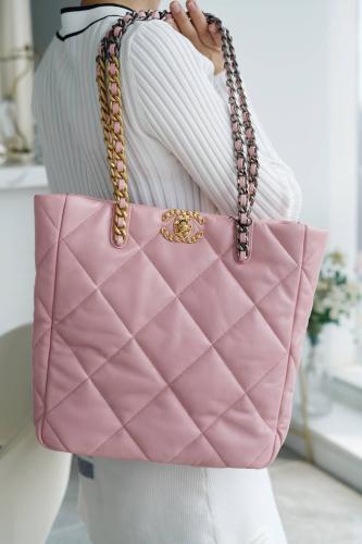 شانيل شوبينق باق ماستر 37 سم