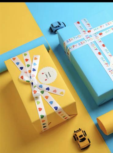 غلاف لون ازرق مع التزيين  للقطعه